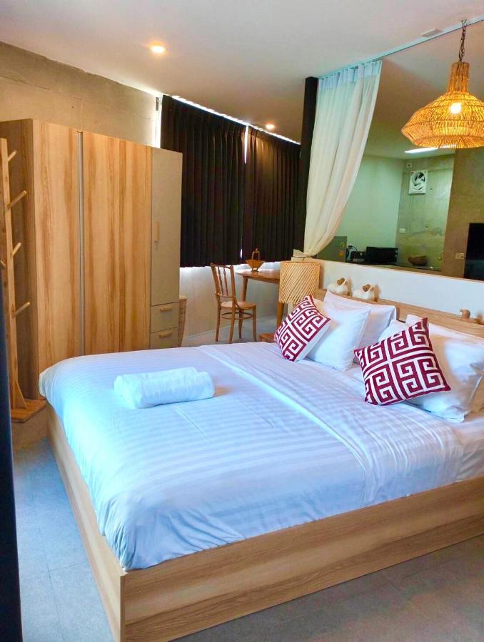 Grand Rock Studio Samui Ламаи-Бич Экстерьер фото