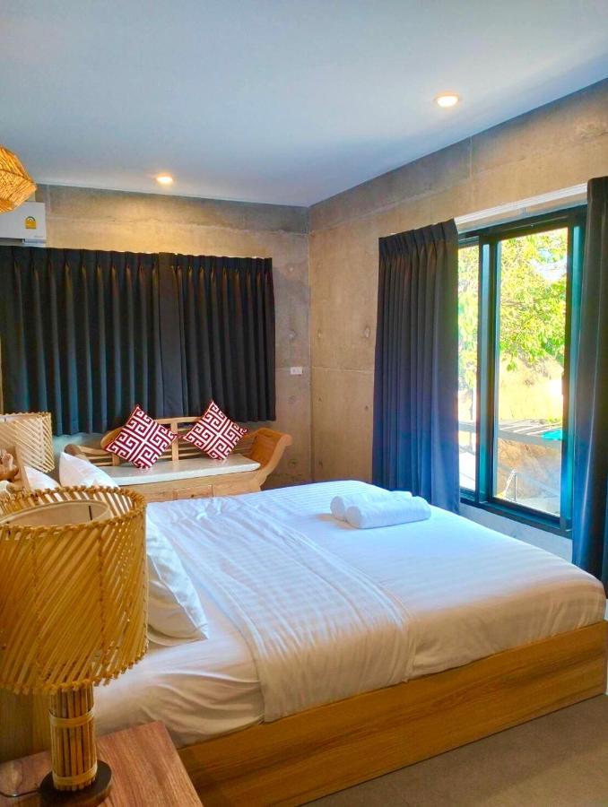 Grand Rock Studio Samui Ламаи-Бич Экстерьер фото