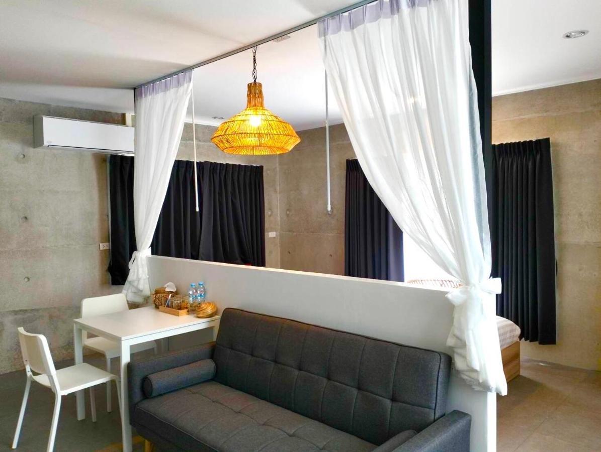 Grand Rock Studio Samui Ламаи-Бич Экстерьер фото