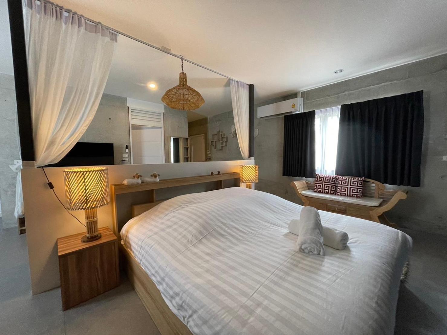 Grand Rock Studio Samui Ламаи-Бич Экстерьер фото