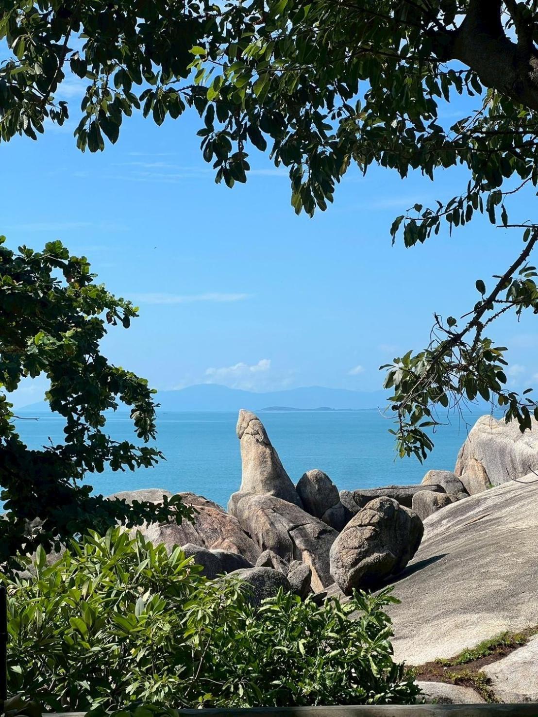 Grand Rock Studio Samui Ламаи-Бич Экстерьер фото